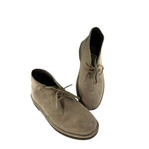 Clarks Womens Size 7.5 M Desert Boots Oakwood Beige Suede